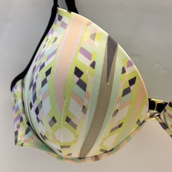 Victoria’s Secret Padded Bikini Top size 34C Adjustable straps - Picture 3 of 10